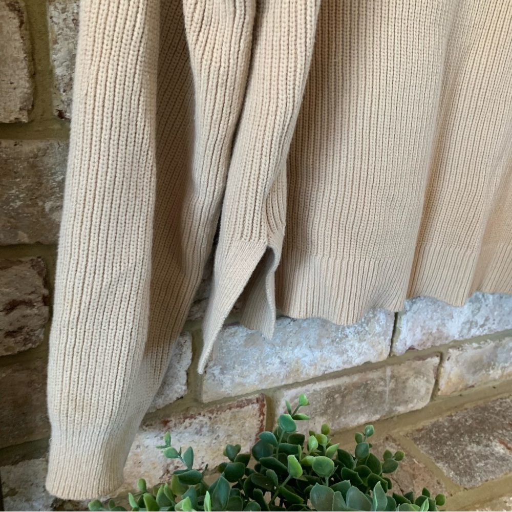 J. Crew | Women's Tan V-Neck Sweater - Picture 6 of 15